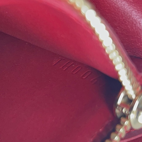 Louis Vuitton red wallet - Picture 9 of 10